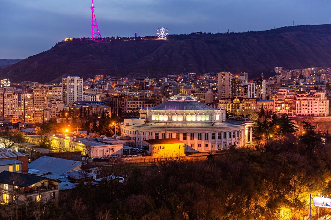 Meta Business Hotel By King David Тбілісі Екстер'єр фото